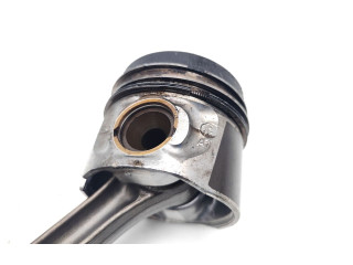 Píst AWX   Audi A6 S6 C5 4B    AWX 