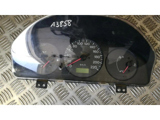 Přístrojová deska  Mazda 323 F 1999 BXBJ4T  