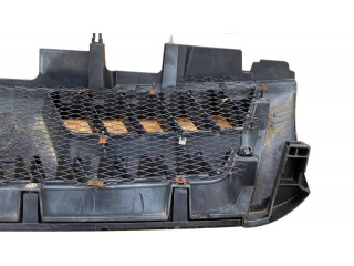 Передняя решётка Mitsubishi Pajero 2003-2006 года MN117713      