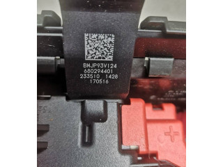 Блок предохранителей 6802944, 233510   BMW 5 G30 G31    
