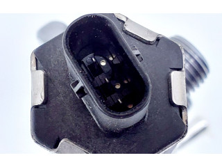 Vstřikovací lišta 9821399680   Peugeot 5008 II     