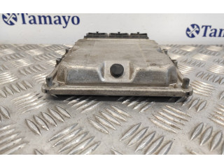 Řídící jednotka 0281010633, 8200119842   Renault Trafic I 2002