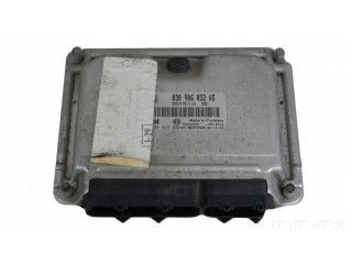 Блок управления двигателя 030906032AS   Seat Arosa