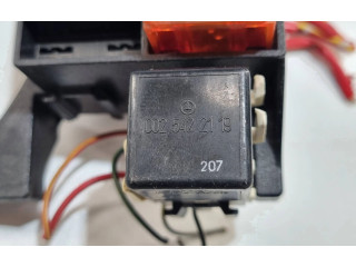 Блок предохранителей 0025422119, 0025454201   Mercedes-Benz SLK R170   