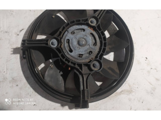 Vstřikovací lišta 8J0035223B   Audi TT Mk1     