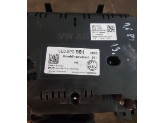 Přístrojová deska  Skoda Octavia Mk3 (5E) 2014 5E0920981  