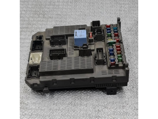 Блок предохранителей 9637466180   Citroen C5    