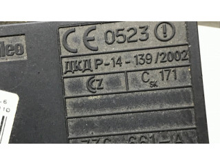 Комплект блоков управления 8966105C82, 1758004940   Toyota Avensis T250