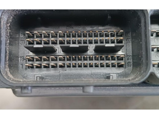Řídící jednotka 0281012533   Volkswagen PASSAT B5.5 1996