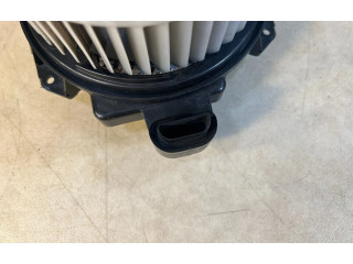 Вентилятор печки    87103-0D220, 87103-02150   Toyota RAV 4 (XA40)