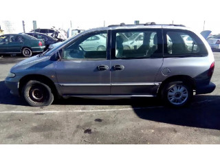 Интеркулер  1035001, 848718B   Chrysler Voyager 2.5