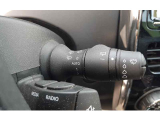 Ручка стеклоочистителей 255673247R   Renault Zoe