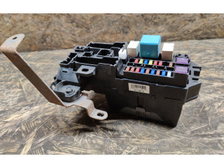 Блок предохранителей 89221B2030   Daihatsu Cuore    