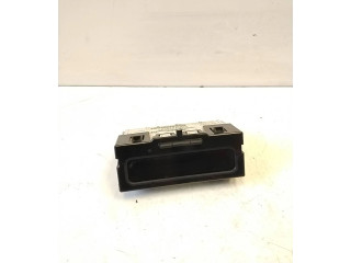 Дисплей    8200107839   Renault Megane II