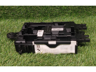 Блок предохранителей 9389070, 938907001   BMW 3 F30 F35 F31    