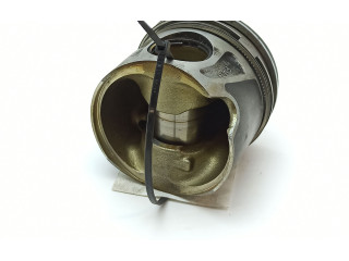 Píst 8349F, 65100   Mercedes-Benz E W212    651.924 