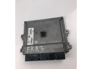 Řídící jednotka 237104789R, 237102706R   Renault Clio IV 2014