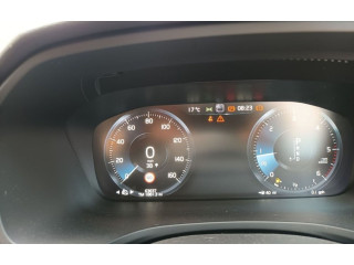 Přístrojová deska  Volvo V60 2019 32254290  