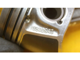 Píst 73502643   Opel Corsa D     