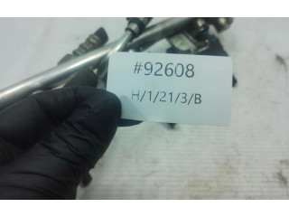 Топливная рампа    Audi A4 S4 B5 8D  