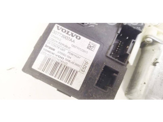 Zpětné zrcátko  Volvo S40 2007  30773907AA, 976593104  