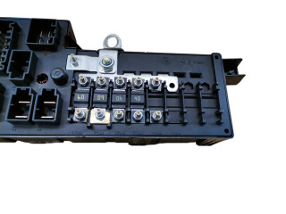   Pojistková skříňka 30728008, 518828108   Volvo S80 2005