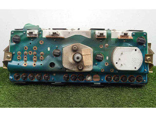 Přístrojová deska  Seat Ibiza I (021A) 1990 19504101, 4.CONECTORES  