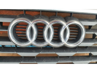 Верхняя решётка Audi Q2 -  81A853651      