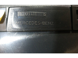 Přístrojová deska  Mercedes-Benz C W203 2004 87001411, 87001411  