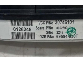 Přístrojová deska  Volvo XC90  30746101  