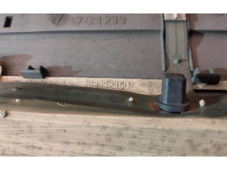 Zpětné zrcátko  Volkswagen Polo II 86C 2F 1992  87001239, 88471405  