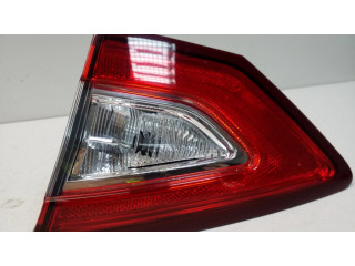 Задний фонарь правый DS7313A602AD    Ford Fusion II   2013-- года