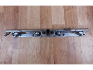 Vstřikovací lišta 8945833030   Toyota Corolla E210 E21     