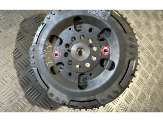 Генератор 31473617   Volvo XC90      