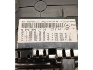 Přístrojová deska  Mercedes-Benz C W205 2018 A2059007433, A2059023717  