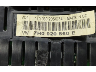 Přístrojová deska  Volkswagen Transporter - Caravelle T5 2005 7H0920860E, 110080205  