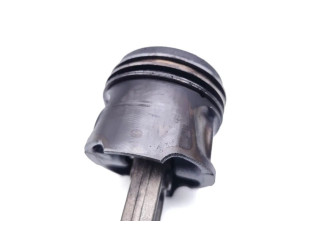  Поршень с шатуном K9K724 K9K724  Renault Megane II  