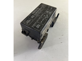   Pojistková skříňka 71543025, 71543024   Nissan Terrano 2000