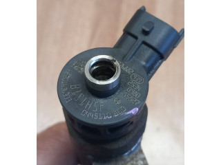 Vstřikovač 0445110800, 166007427R   Renault Megane IV    K9K872 