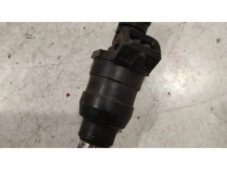 Vstřikovač D3763FA   BMW 7 E38  pro benzínový motor 4.4  