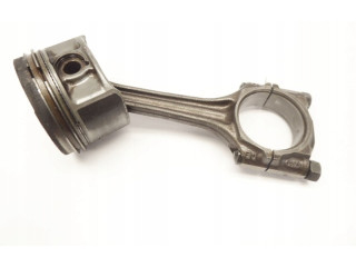 Píst    Audi A4 S4 B5 8D     