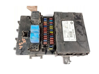Pojistková skříňka Řídící jednotka BSM 2885519f905   Nissan Terrano 2001