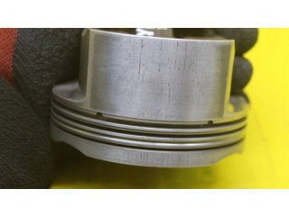 Píst 9481031102R   Porsche Cayenne (9PA)     