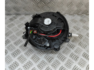 Вентилятор печки    5WC819015A, T72368C   Audi Q2 -