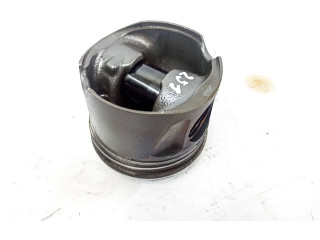  Поршень 642872   Mercedes-Benz R W251  