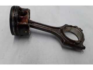 Píst 30637671, 30731944   Volvo XC90    B 6324 S 