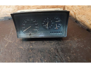 Zpětné zrcátko  Volkswagen Polo II 86C 2F 1992  87001239, 88471405  