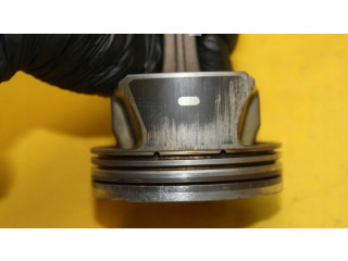 Píst B6304T   Volvo S60     