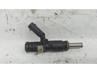 Vstřikovač A2720780249   Mercedes-Benz ML W164  pro benzínový motor 5.5 27396330342398 1534