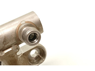 Vstřikovací lišta 31478555, 31465788   Volvo V40    B4204T37 